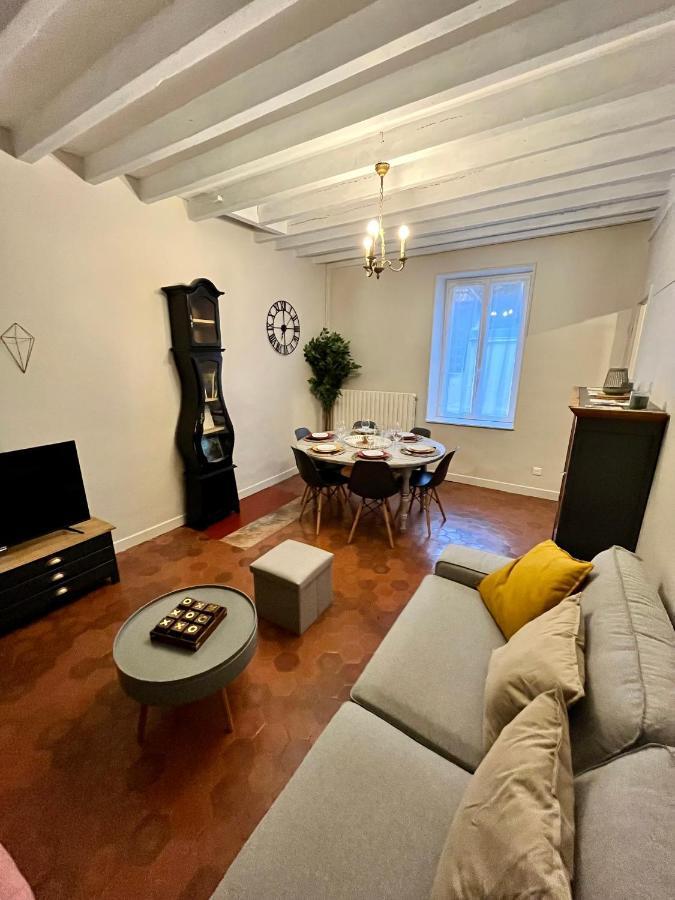Apartamento Les Deux L Du Vignoble Chablis Exterior foto